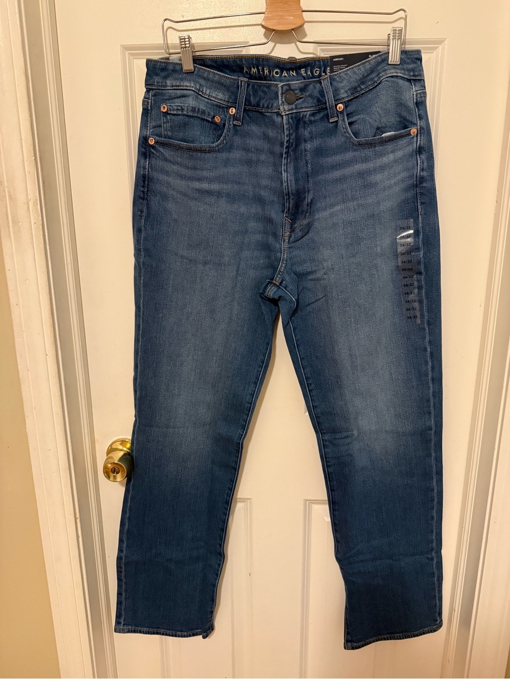 American Eagle Outfitters Men's Dark Blue Relaxed Straight Jeans